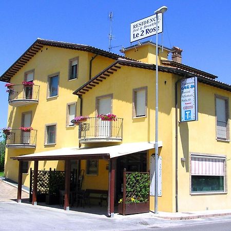 Albergo Le 2 Rose San Severino Marche Exterior foto
